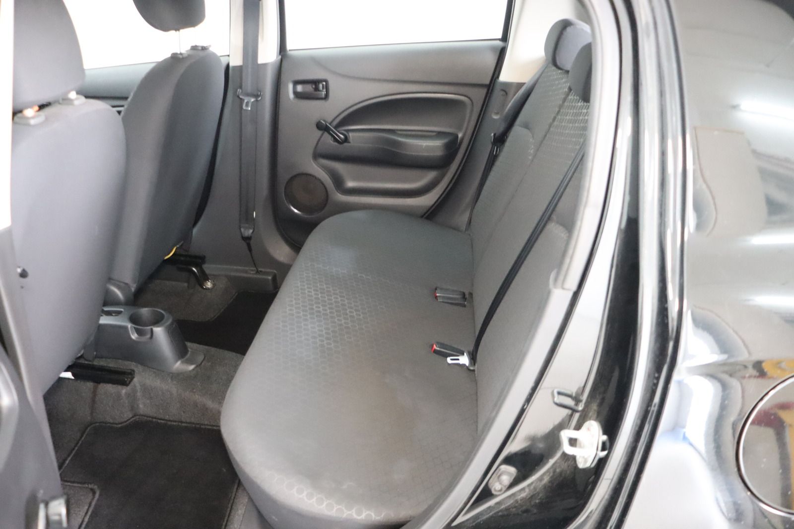 Fahrzeugabbildung Mitsubishi Space Star 1.0 * Klima * aus 1. Hand