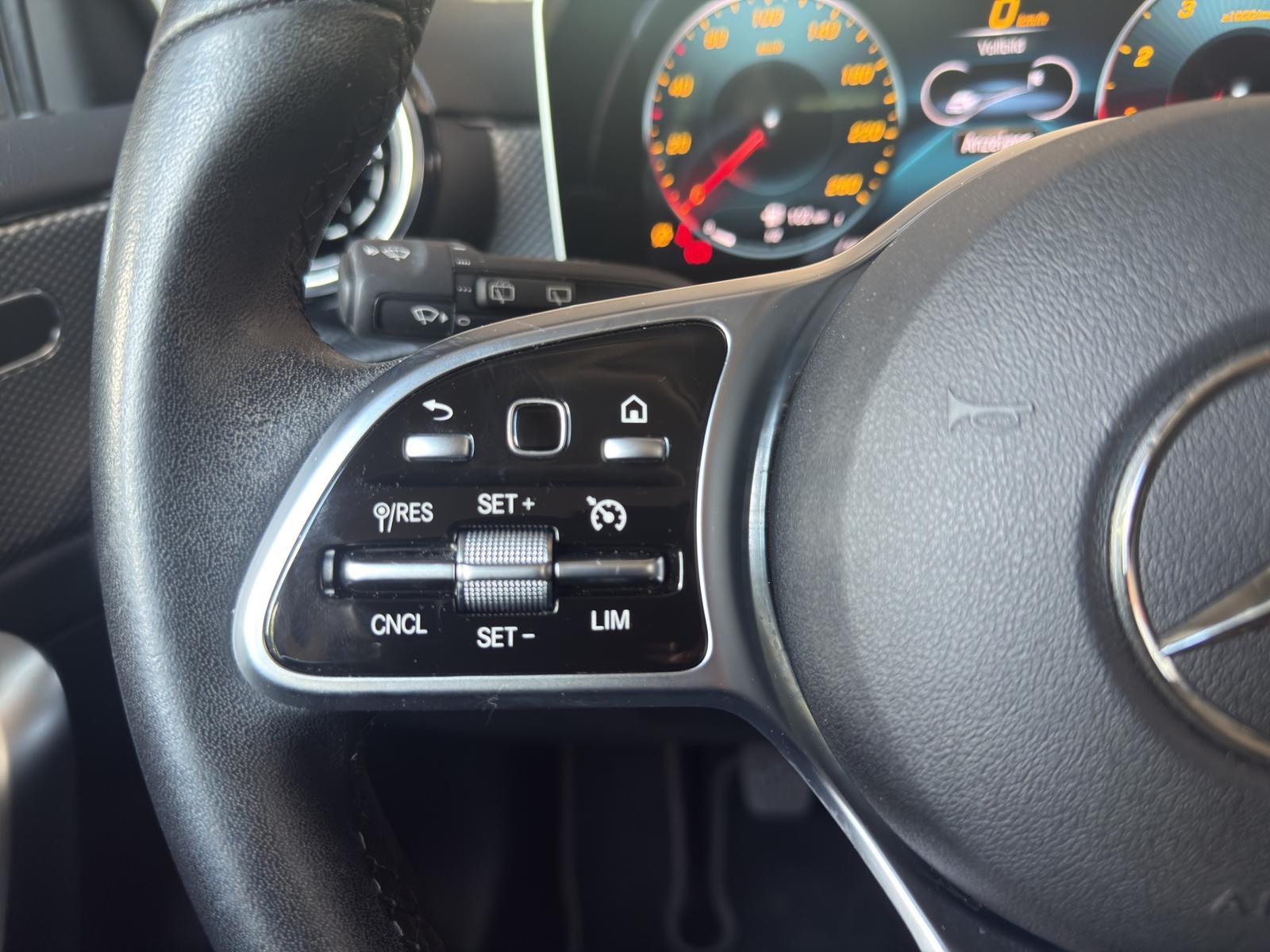 Mercedes-Benz A 180|SHZG|NAVI|VIRT|PDC|TEMP|LM