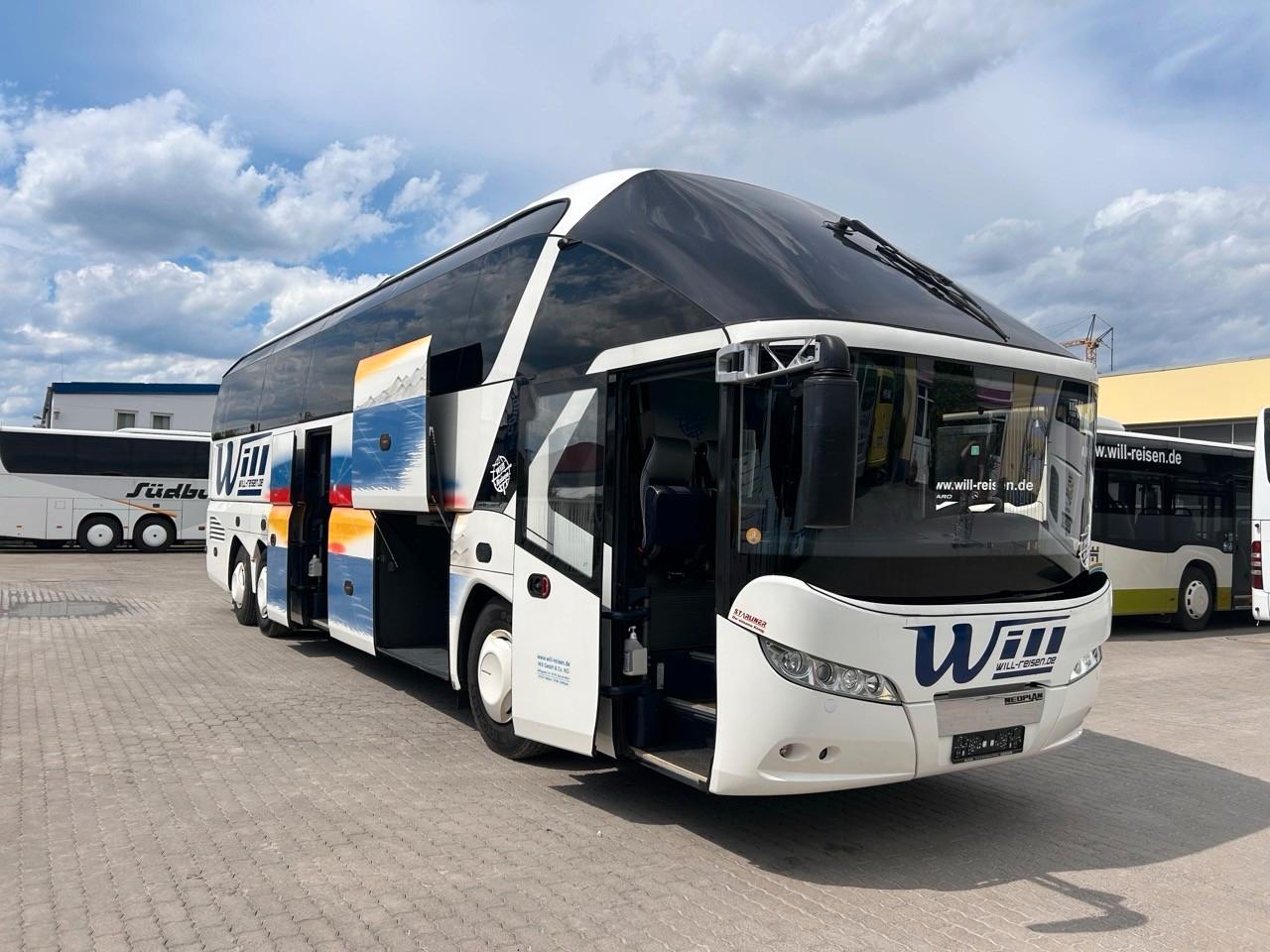 Neoplan Starliner C  P 11 II P 11  371 KW