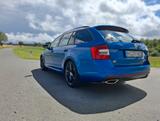 Skoda Octavia 2.0 TDI RS Combi Navi AHK Scheckheft - Skoda Octavia: Blau, RS