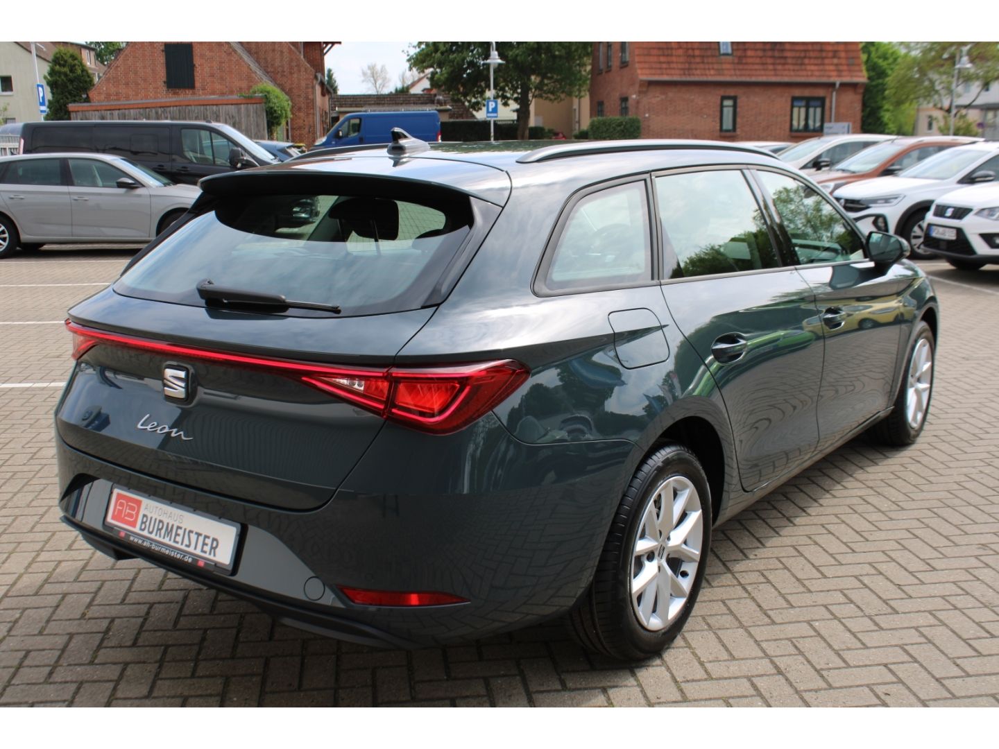 SEAT Leon 1.5 eTSI 110 kW Sportstourer Style DSG ACC - Image 5
