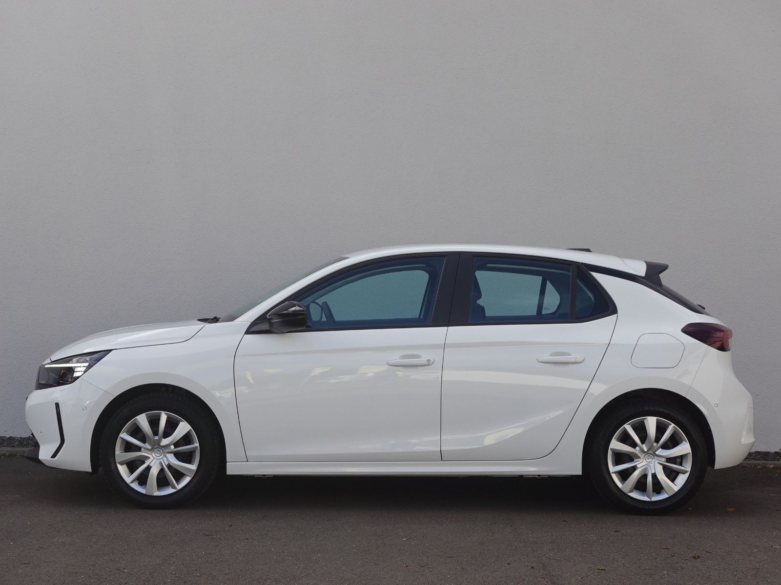 Fahrzeugabbildung Opel Corsa 1.2,Kamera,Sitz+Lenkradhzg,Allwetter,LED