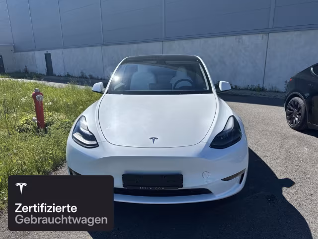 Tesla Model Y Long Range AWD