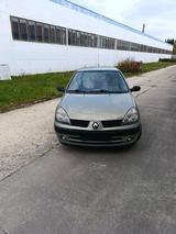 Renault Top Clio wenig Kilometer - gebrauchte Renault Clio aus dem Jahr 2004
