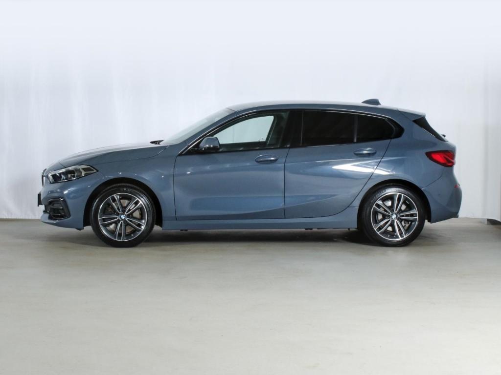 BMW 120 i SportLine AHK PDC LED Keyless LenKHZG DAB