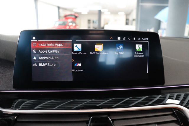 Fahrzeugabbildung BMW 530 d xDrive Sport Line|1HAND|VIRTUAL|LED|KAMERA