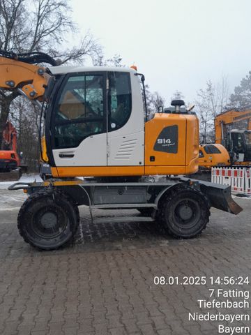 Liebherr A912 Compact 