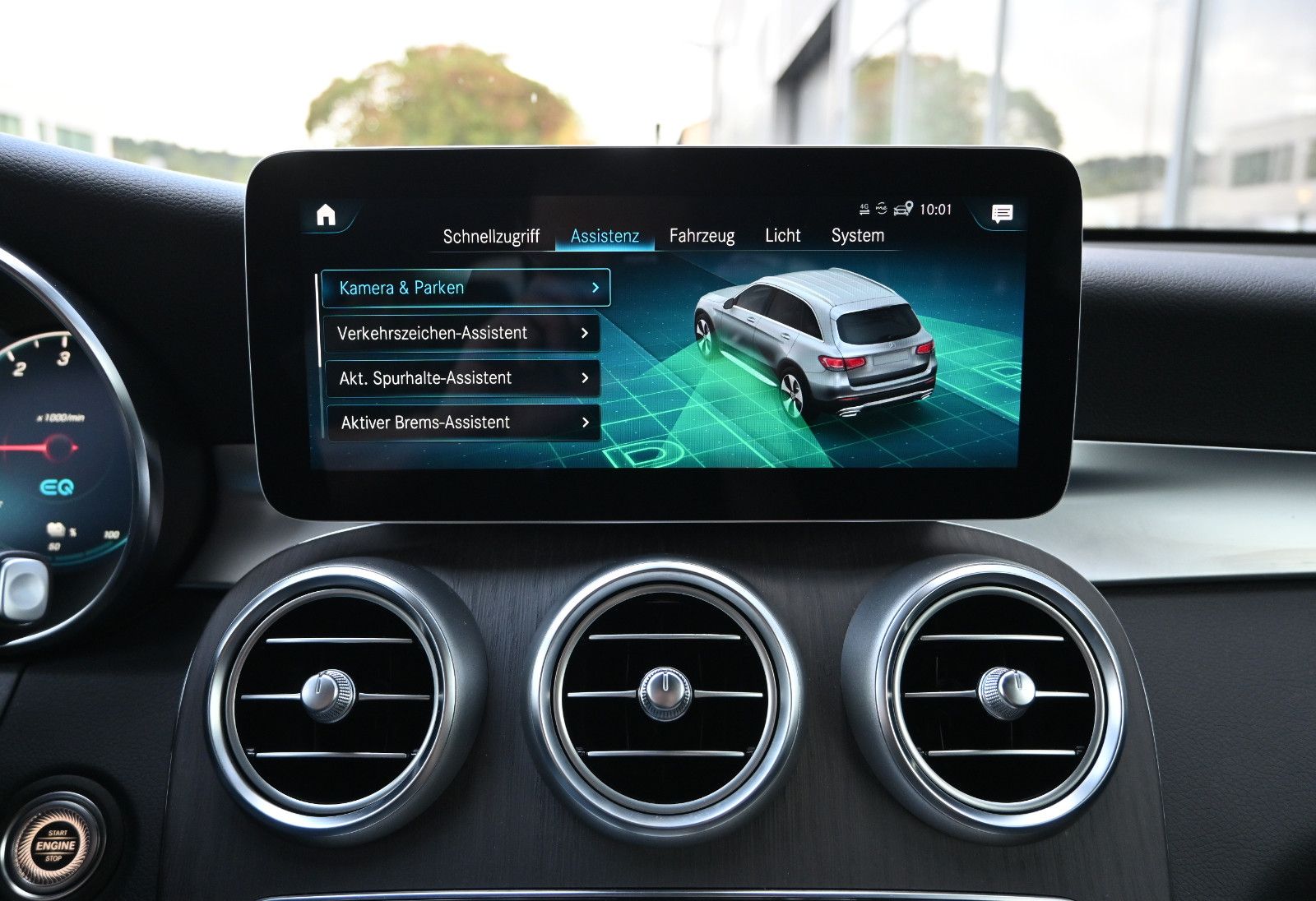 Fahrzeugabbildung Mercedes-Benz GLC 300 de 4MAT. °ACC°AHK°AIRMATIC°HUD°KEYLESS°