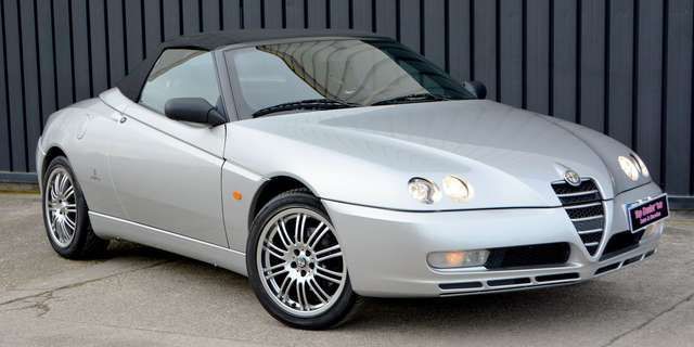 Alfa Romeo Spider 2.0 JTS