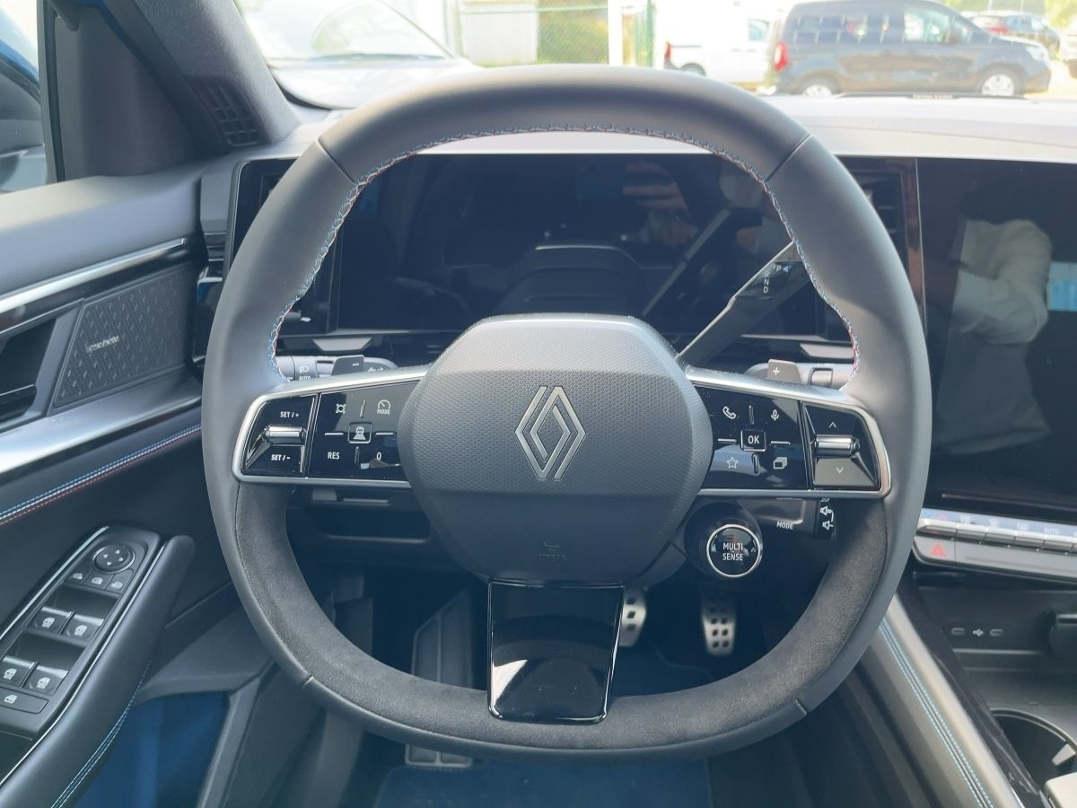 Renault Rafale - Bild 9