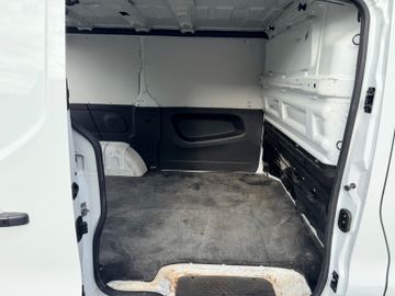 Renault Trafic - 12
