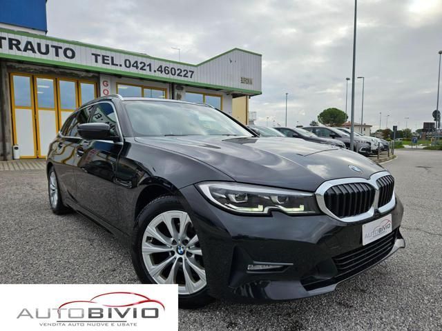 BMW 318 d 48V Touring Sport