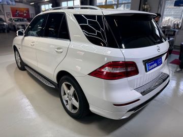 Mercedes ML 350 - 8