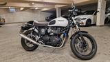 Triumph Thruxton Ace Café Racer