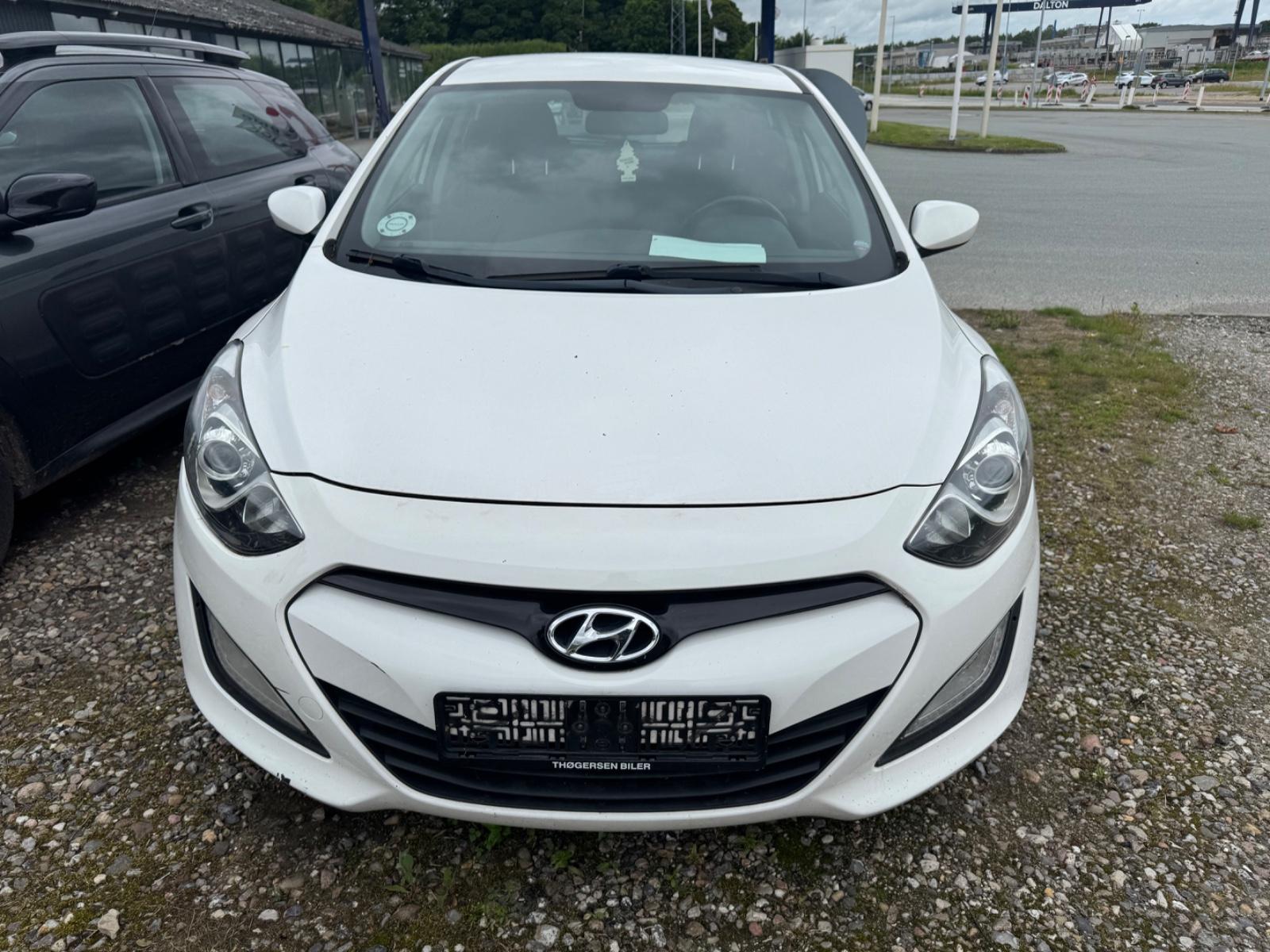 Hyundai i30 1.6 CRDi 81kW FIFA World Cup EDITION