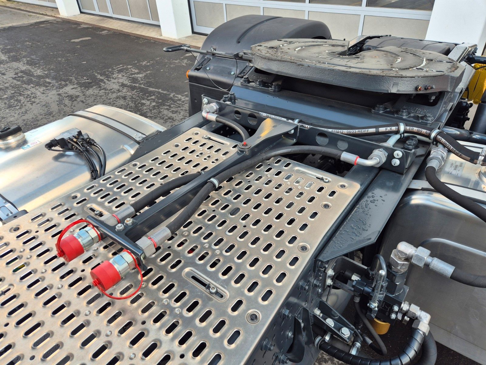 Fahrzeugabbildung Iveco X-Way AS440X50T/P ON+ Hydraulik Intarder Cam