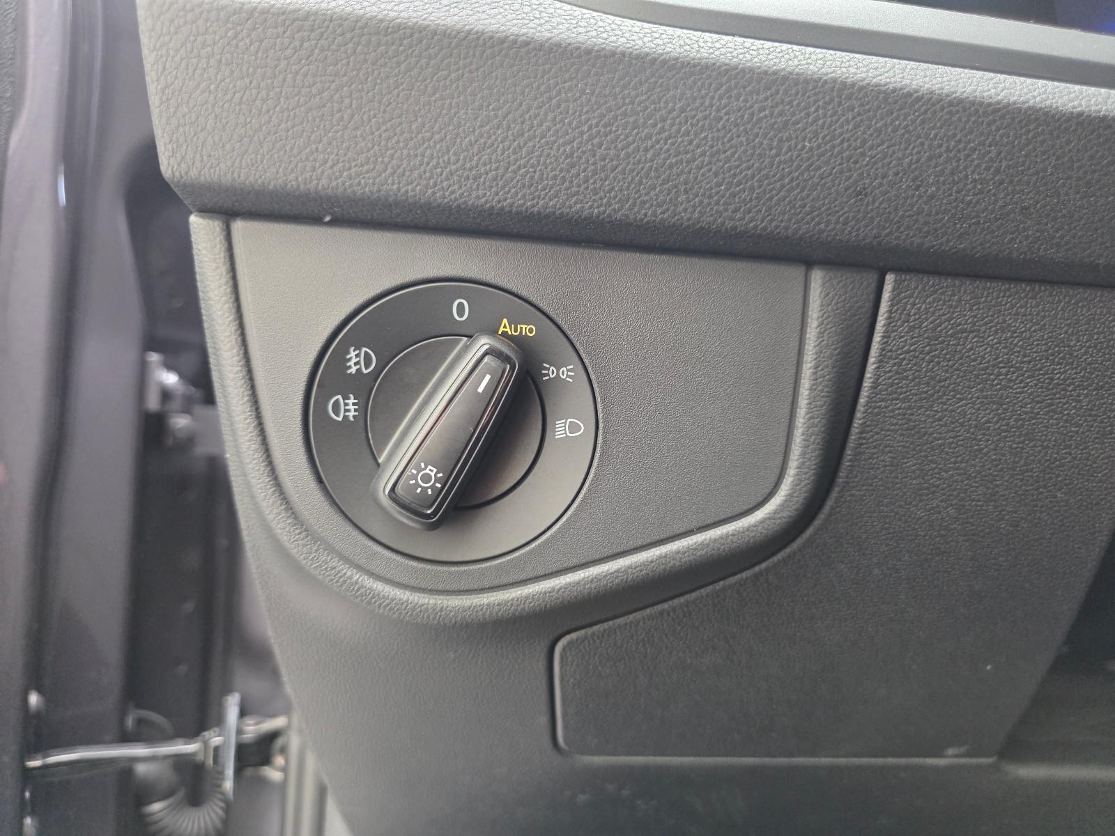 Volkswagen Taigo R-Line Black-Style Panorama IQ-Drive, миниатюра 26