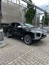 Mitsubishi L200 Top Edition pickup Leder - Mitsubishi Pick-up