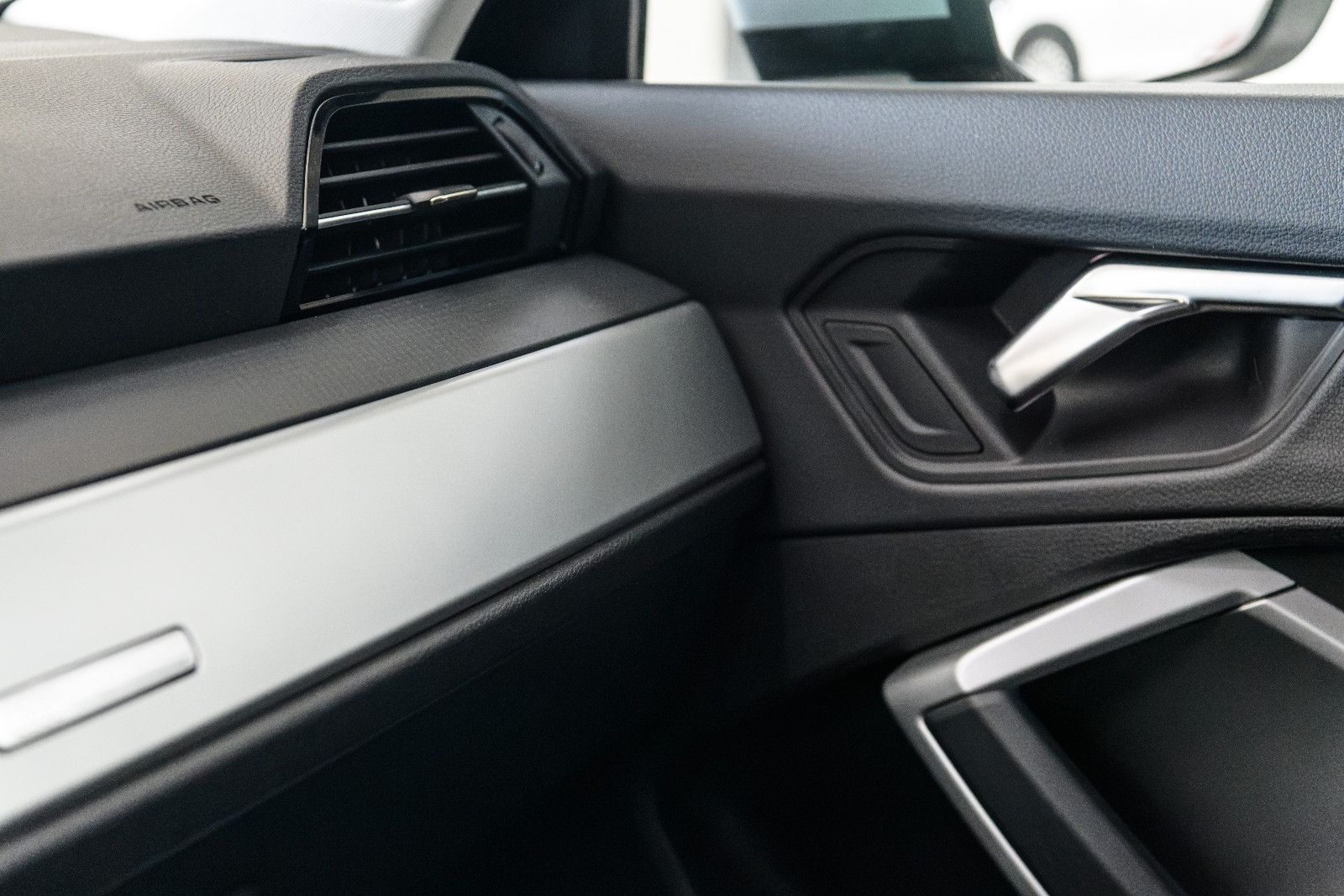 Fahrzeugabbildung Audi Q3 35 TFSI advanced