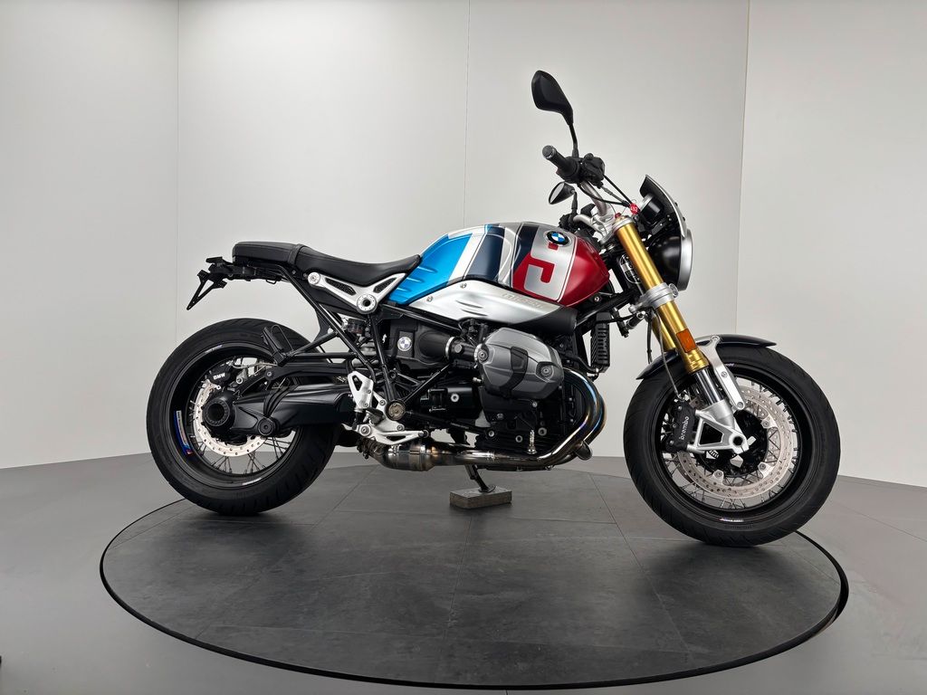 Fahrzeugabbildung BMW R NineT *OPTION 719