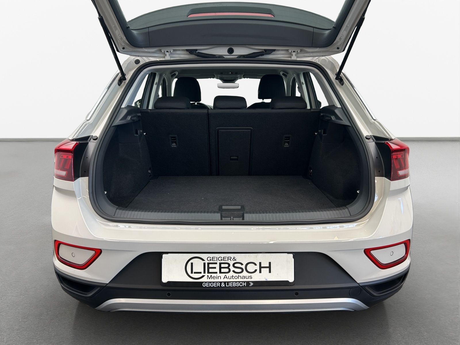 Volkswagen T-Roc - Bild 11