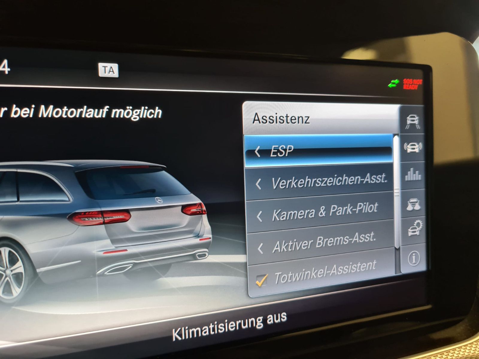 Fahrzeugabbildung Mercedes-Benz E 200 T-Modell / LED / NAVI / GARANTIE