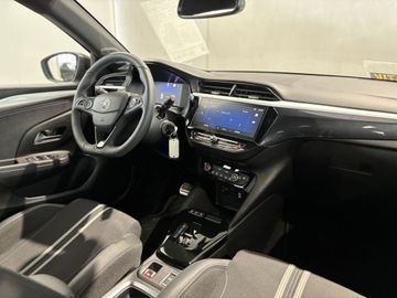 Fotografie 8 des Opel Corsa 1.2 Direct Injection Turbo Automatik GS