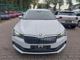 Skoda Superb Combi Ambition iV *1.HAND*LED*NAVI* - Skoda Superb: I