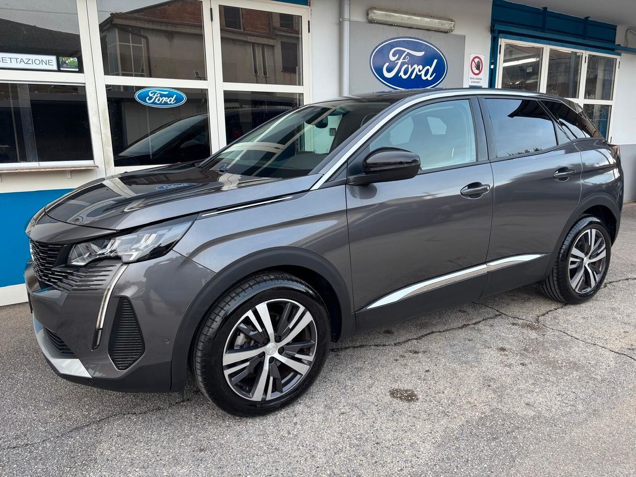 Peugeot 3008 BlueHDi 130 S&S EAT8 Allure