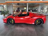 Ferrari F8 Spider Garantie bis 10/2027 - Ferrari F8 Gebrauchtwagen
