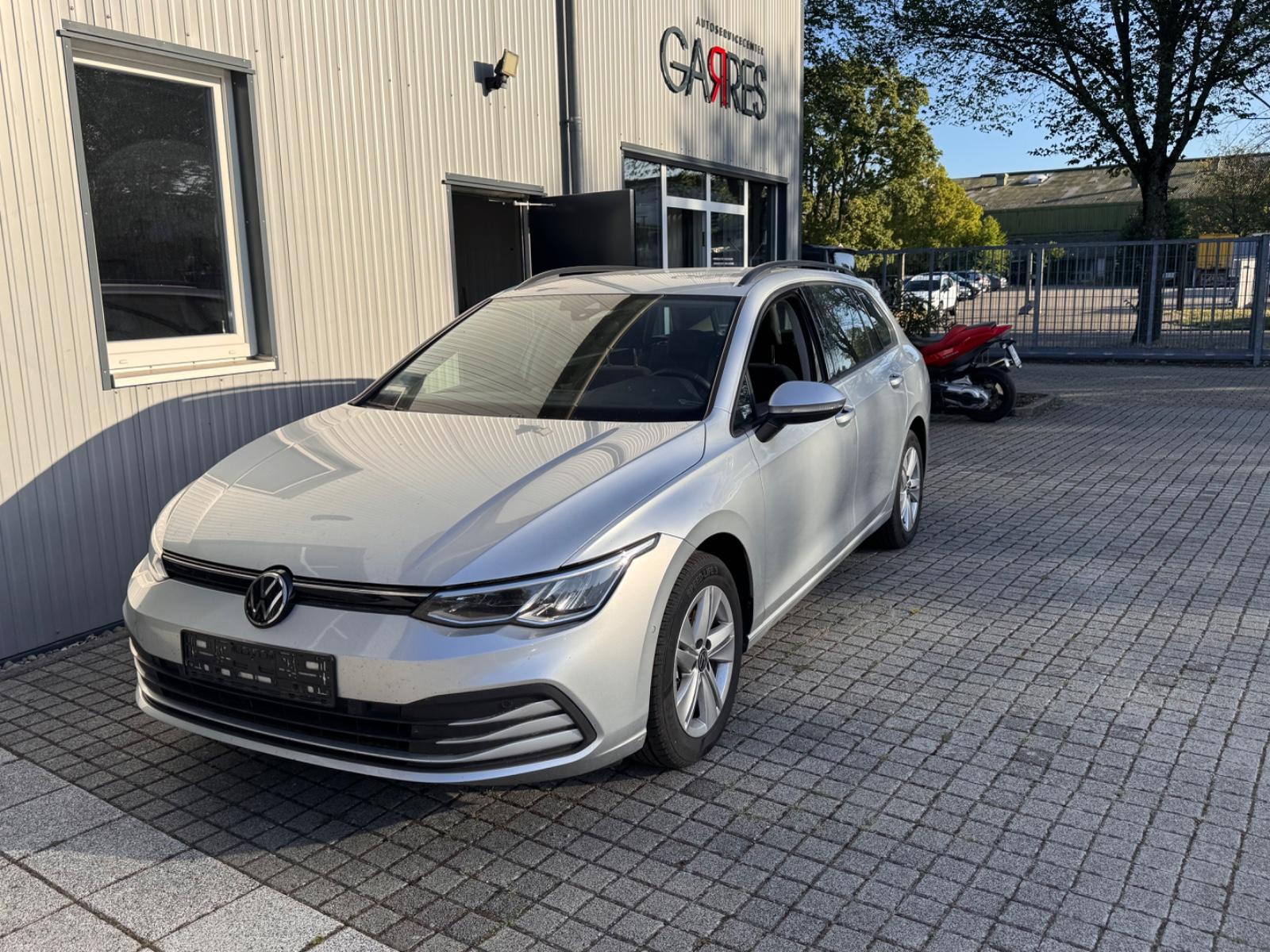 Volkswagen Golf 2.0 TDI SCR 85kW DSG Life Variant