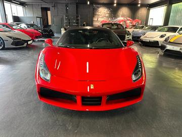 2015 Ferrari 488 GTB 照片 4