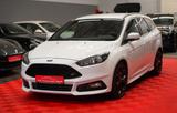 Ford Focus 2.0 ST Turnier Unfallfrei*Recarositz* - gebrauchte Ford Kombis