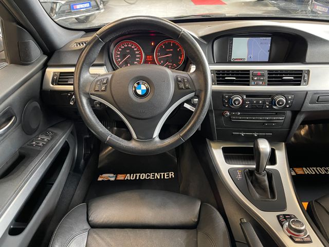 BMW Touring 330d xDrive *PANO*NAVI*PDC*SZHZ*LEDER*