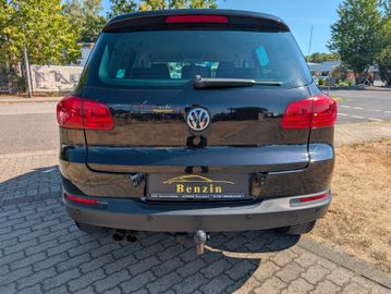 Volkswagen Tiguan - 10