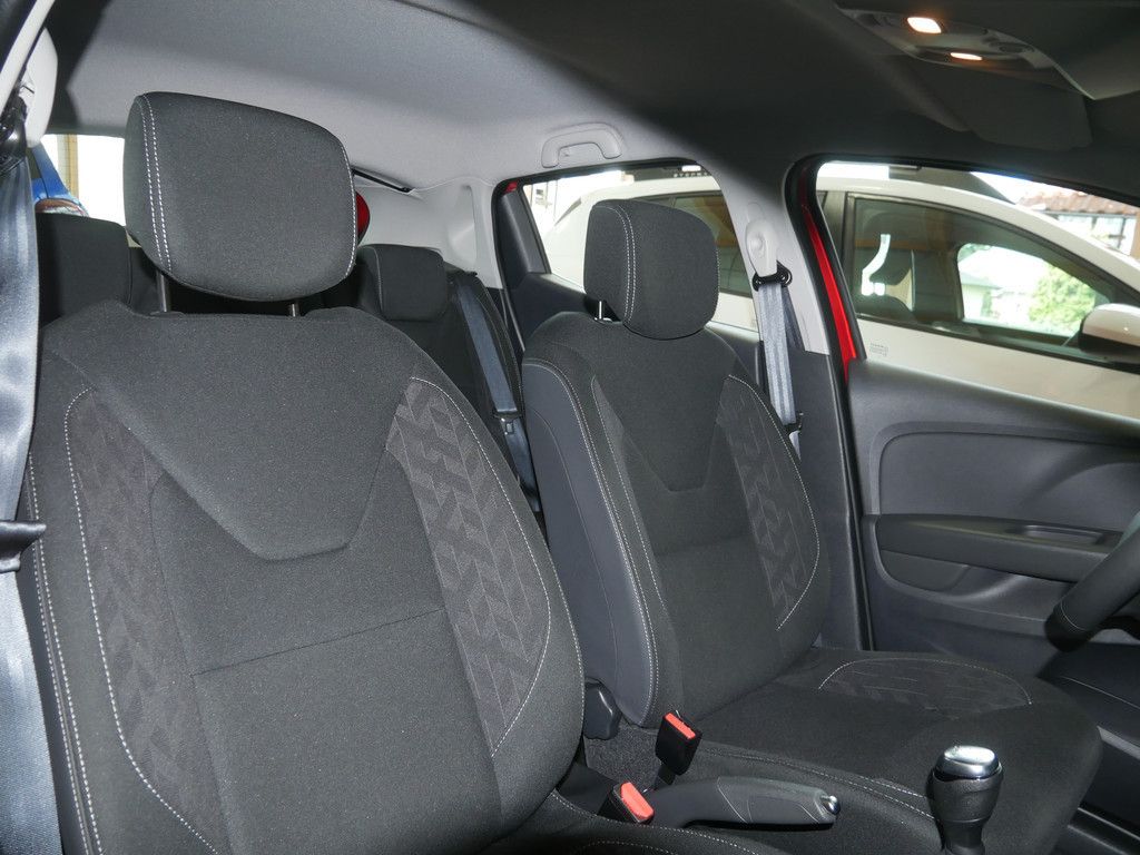 Fahrzeugabbildung Renault Clio LIMITED ENERGY TCe90