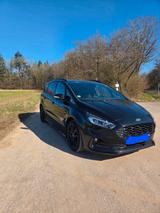 Ford S-Max 2.5 Duratec FHEV ST-Line 7-Sitzer ST-Line - Ford S-MAX ST-Line mit Benzin-Antrieb
