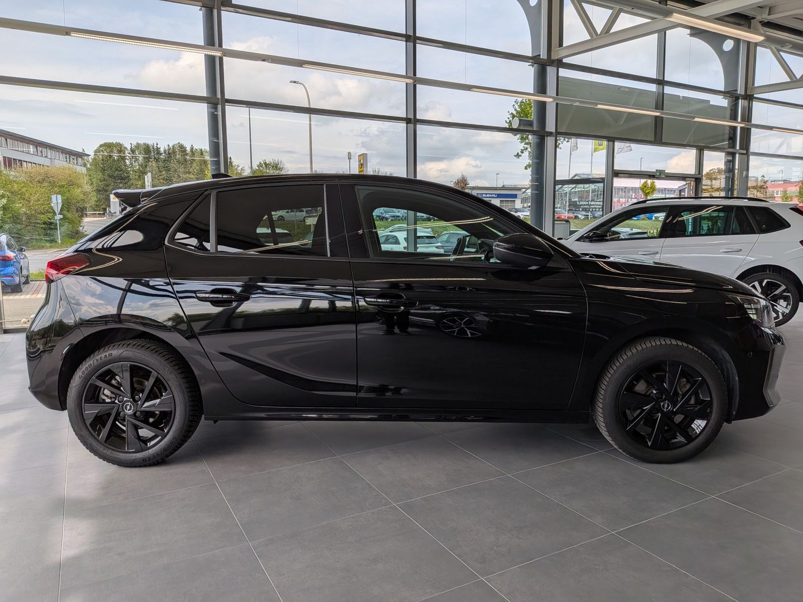 Fahrzeugabbildung Opel Corsa GS 1.2 Turbo LED Navi ACC Kamera Carplay