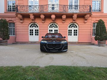BMW 740 - 8