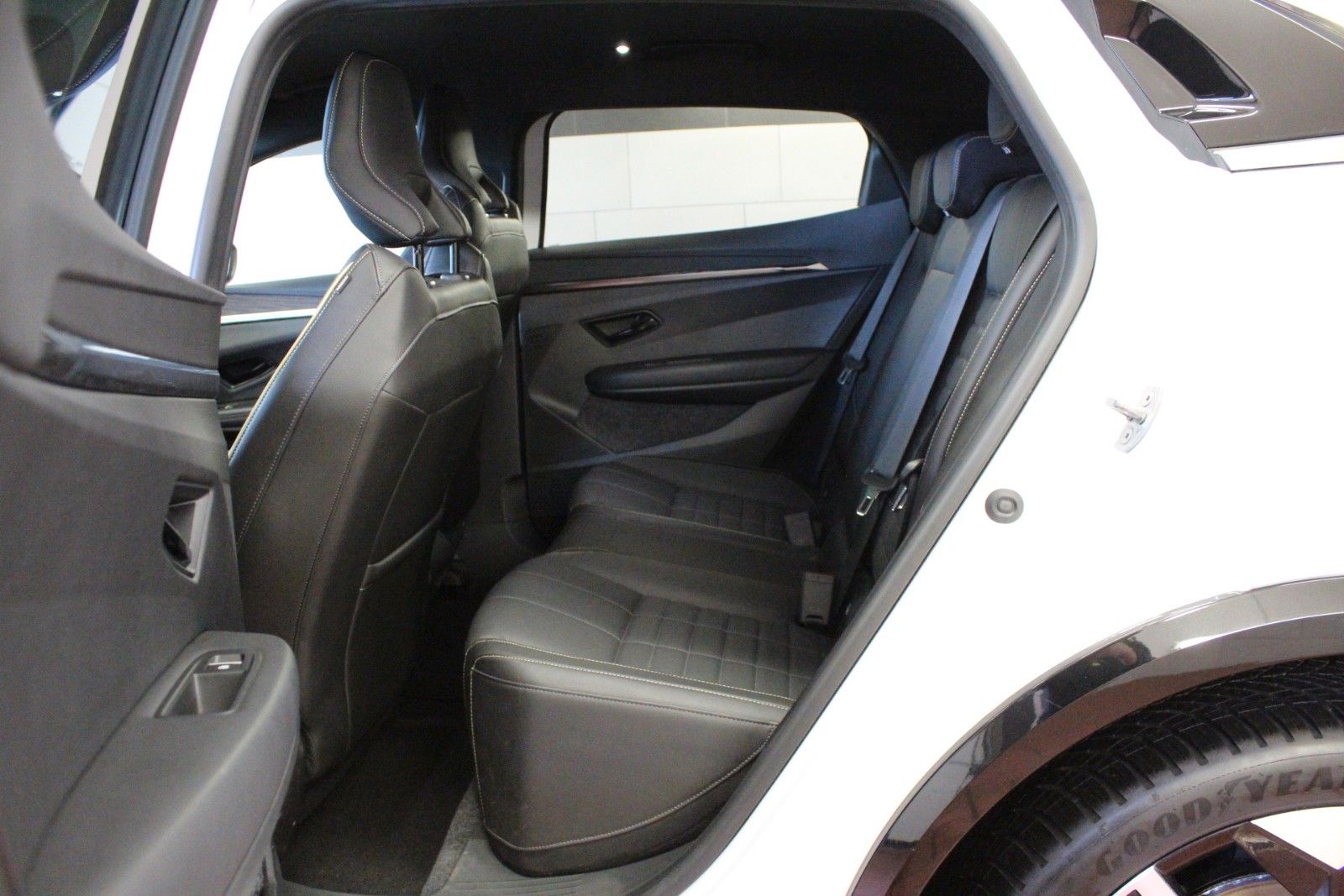 Fahrzeugabbildung Renault Megane E Tech Iconic EV60 220hp optimum charge