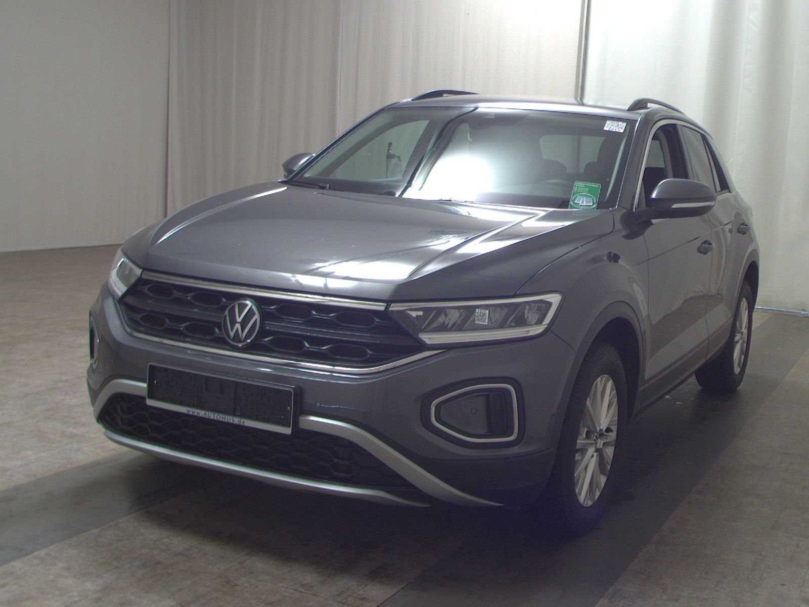 Volkswagen T-Roc 1.0 TSI Life LED DC PDC SHZ DAB+ foto 2