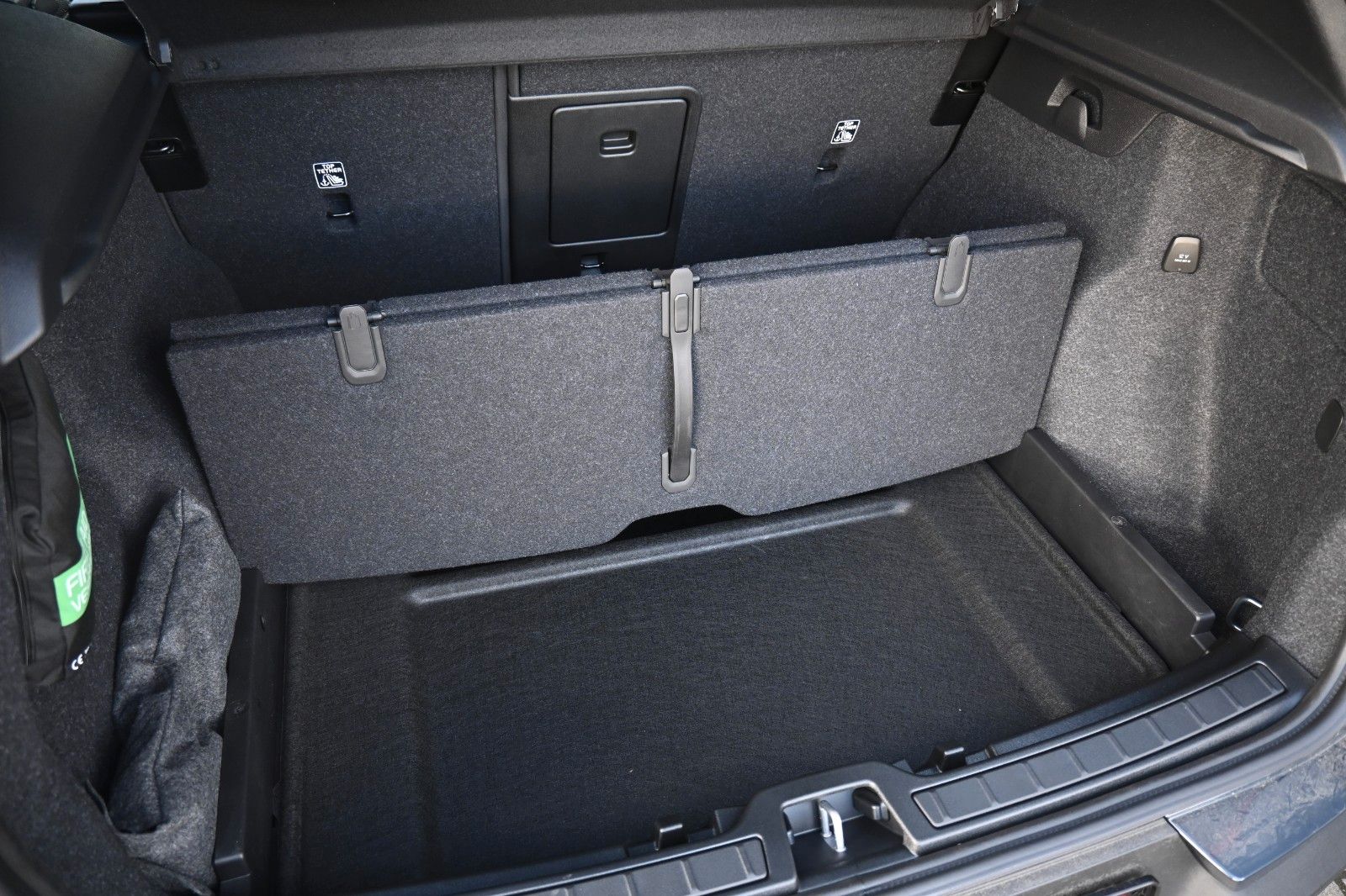 Fahrzeugabbildung Volvo XC40 B4 DKG Ultra Black Edition*STDHZG*360°*ACC