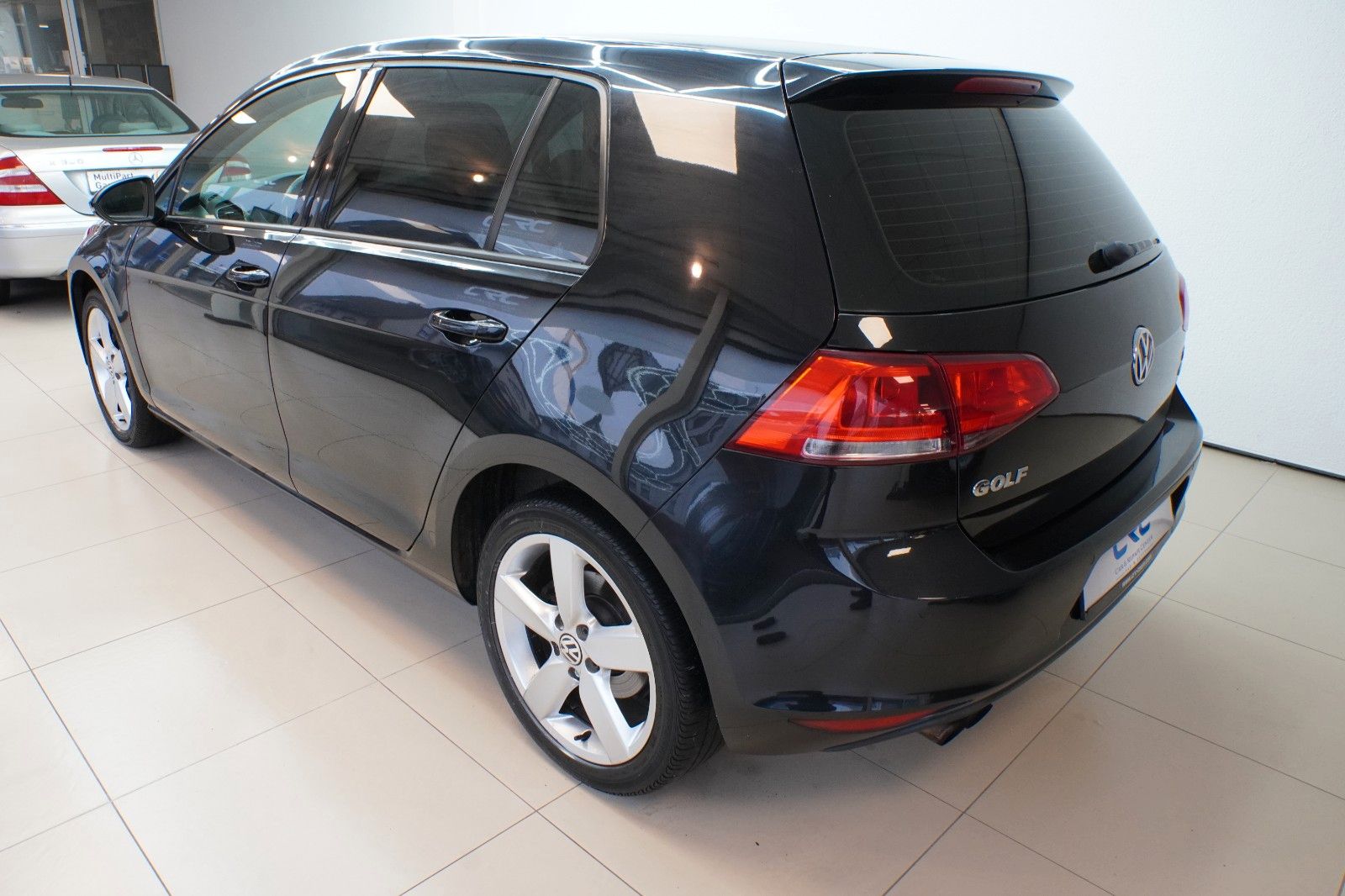 Fahrzeugabbildung Volkswagen Golf VII Lim. Comfortline BMT
