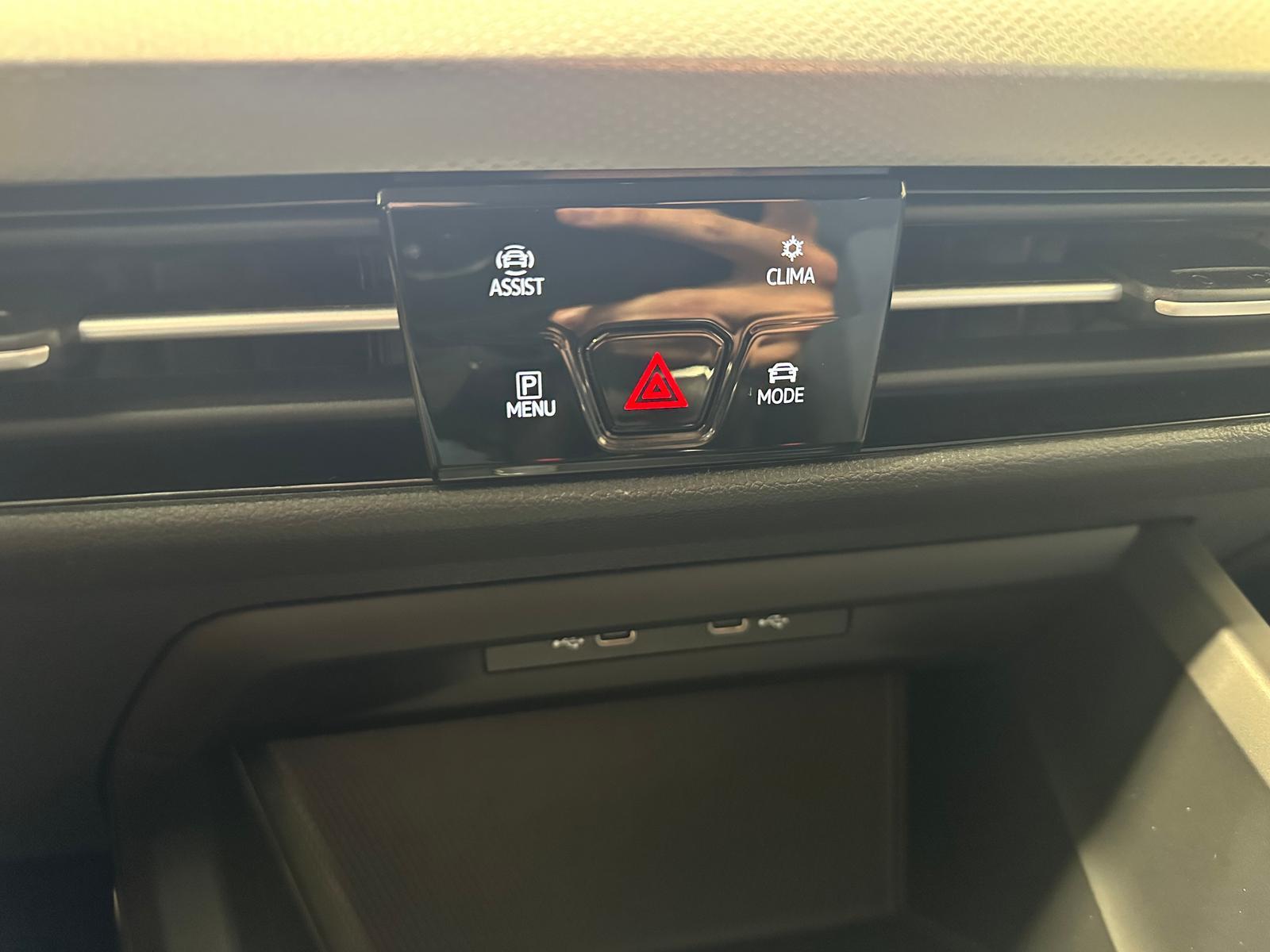 Volkswagen Golf 1.5 TSI Move LED Navi AHK ACC SHZ LHZ, миниатюра 19