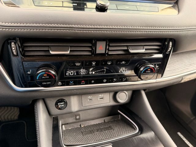Fahrzeugabbildung Nissan X-Trail 1.5 VC-T e-Power Tekna 20Zoll*PP*HUD