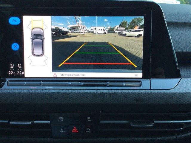 Fahrzeugabbildung Volkswagen Golf VIII GTD DSG Standhzg. Matrix Navi Leder AI