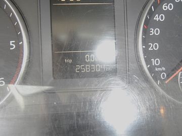 Volkswagen Caddy - 8