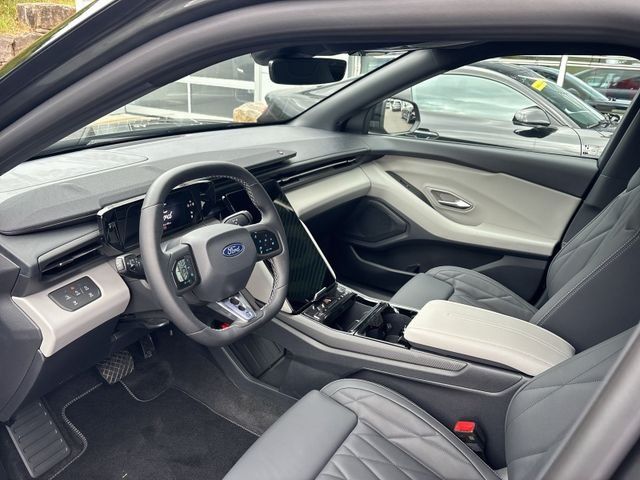 Fahrzeugabbildung Ford Capri 77kWh RWD Premium #Fahrassistenzpaket #M