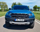 Ford Raptor - blaue Ford Raptor