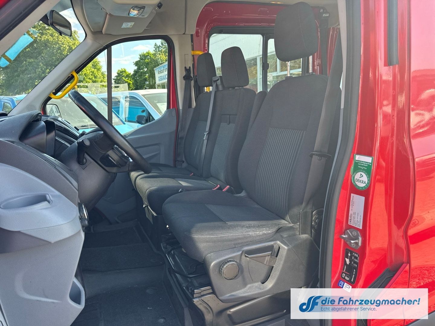Fahrzeugabbildung Ford Transit Kombi 350 L3 Trend 2.2 TDCi DPF *2680 *K